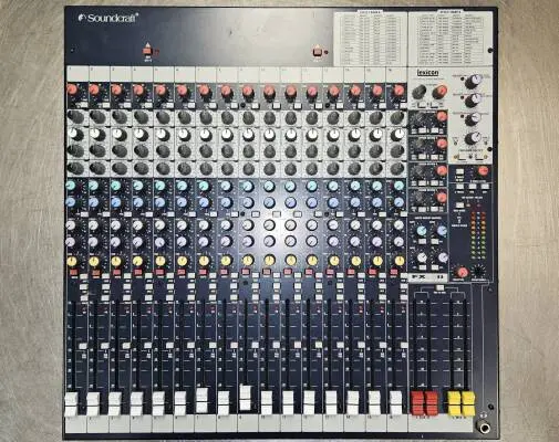 Soundcraft - FX16II