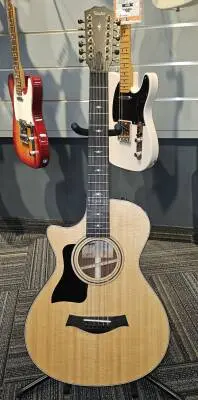 Taylor Guitars - 352CE LH