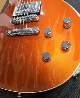GIBSON LES PAUL GT - CANDY ORANGE 2