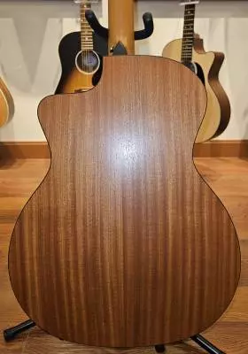 Taylor Guitars - 114CE 2