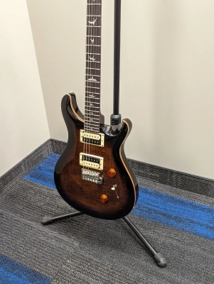 PRS Guitars - SE Custom 24 Electric Guitar - Black Gold Burst 4