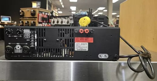 QSC USA900 Professional Amplifier 2