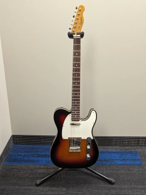 Squier - Classic Vibe Baritone Custom Telecaster - 3 Colour Sunburst