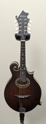 EASTMAN F-STYLE MANDOLIN w/OVAL SOUND HOLE