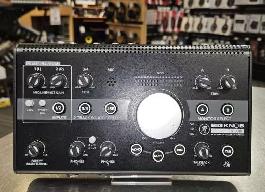 Mackie - BIG KNOB STUDIO 2