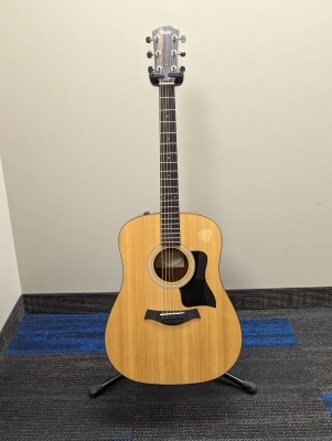 Taylor Guitars - 110e Dreadnought Walnut/Spruce Acoustic Electric Guitar
