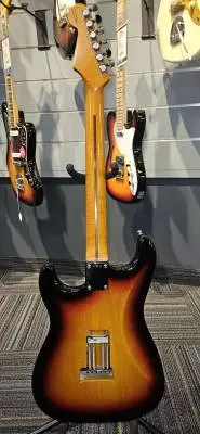 Fender Custom Deluxe Stratocaster 2