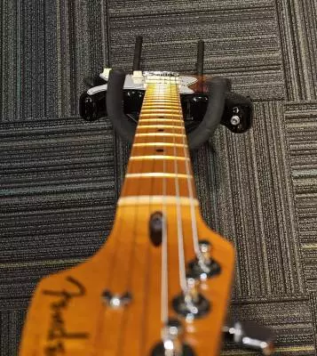 Fender Custom Deluxe Stratocaster 2