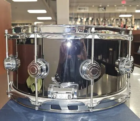 DW COLLECTORS BLK NKL O/BRASS 6.5X14 2