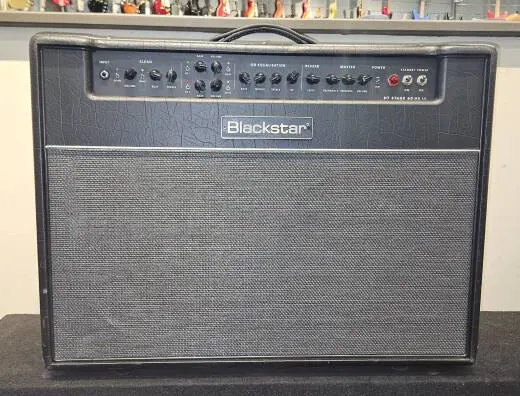 Blackstar Amplification - HTV60212KM3