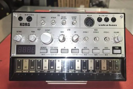 Korg - VOLCA-BASS