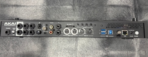 Gear Hunter | Akai - MPC LIVE II