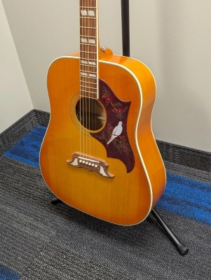 Epiphone - Dove Studio Acoustic Electric - Violin Burst 2