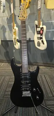 Godin Guitars - G27163