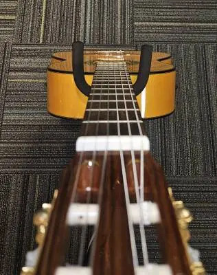YAMAHA NYLON STRINGS GUITARFLEMENCO TASTE 2