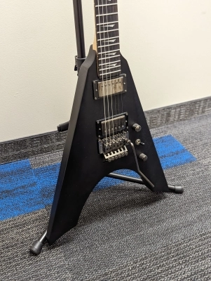 Kramer - Night V with Floyd Rose - Satin Black 2