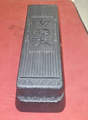 Vox Vox Wah Black( V845) | Long & McQuade