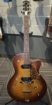 Godin Guitars - G50987