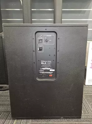 Electro-Voice - ELX118P 2