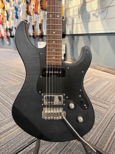 Gear Hunter | Yamaha Pacifica 611VFMX