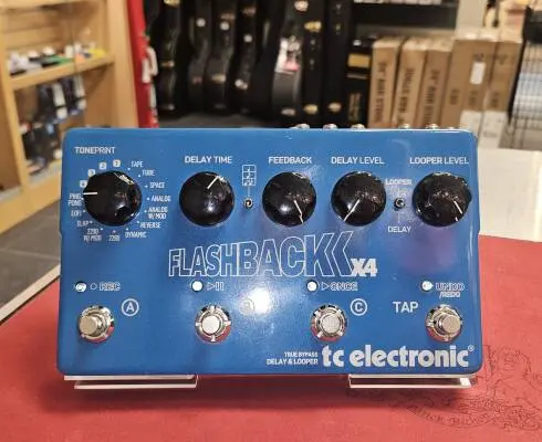 TC Electronic - FLASH X4 DELAY