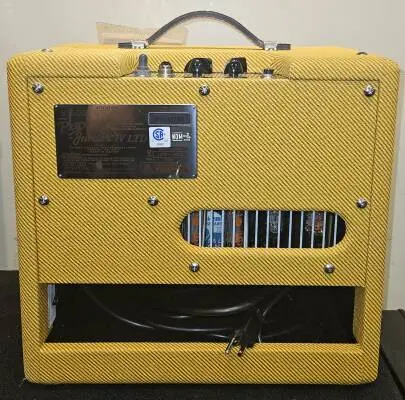 Fender - 223-1300-000 2