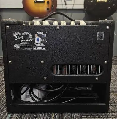Fender - 223-1500-000 2