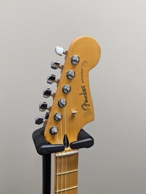 Fender - Player Plus Meteora HH, Maple Fingerboard - Silverburst 5