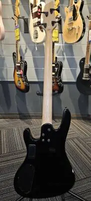 WASHBURN XB-120 BASS GUITAR 2