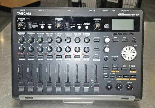 DP-03SD 8-TRACK DIGITAL PORTASTUDIO