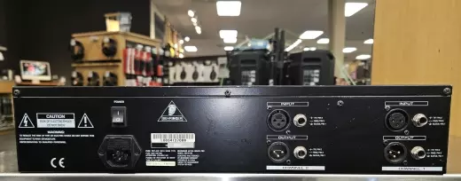 BEHRINGER ULTRA-GRAPH PRO 31-BAND EQ 3