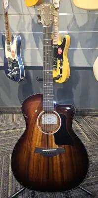 Taylor Guitars - 224CE-K DLX V1
