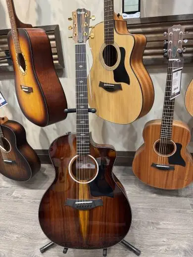 Taylor Guitars - 224CE-K DLX