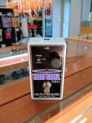 Electro-Harmonix Holy Grail Neo Reverb Pedal | Long & McQuade