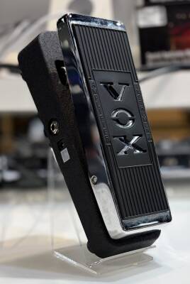 Vox The Original Vox Chrome Plated Wah | Long & McQuade