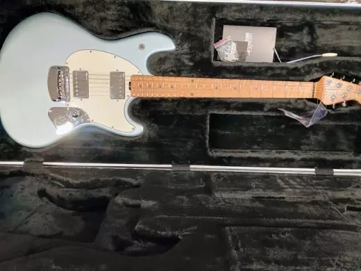 Ernie Ball Music Man - 825-ST-R1-06 2