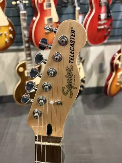 Squier Affinity Series Telecaster FMT SH, Laurel Fingerboard - Crimson Red Transparent 2