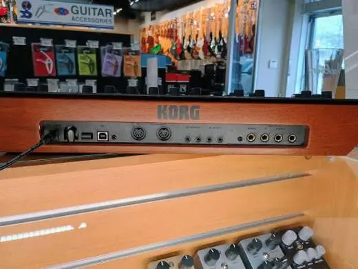 Korg - MINILOGUE XD 2