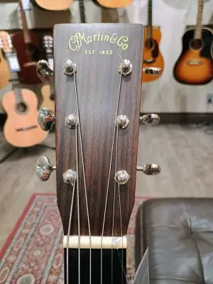 Martin Guitars - D-18 2012 2