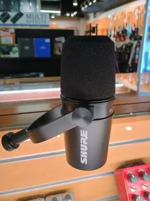 Store Special Product - Shure - MV7-K