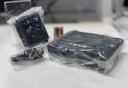 XD-35L Digital Wireless Lavalier Mic System 2