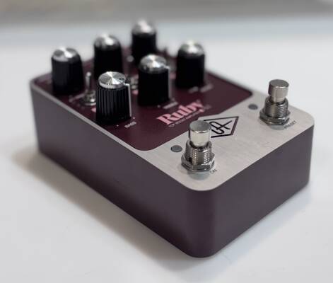 Universal Audio UAFX Ruby '63 Top Boost Amplifier Pedal