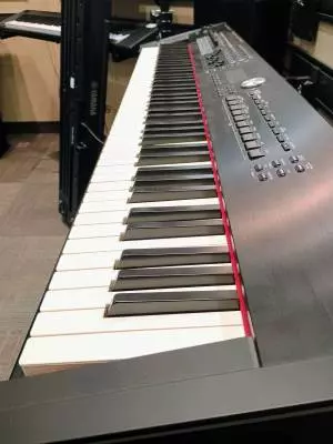 Roland - RD-2000EX 2