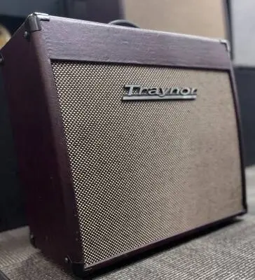 Custom Valve 15 Watt All-Tube 1x12 Guitar Combo Amp - Wine Red