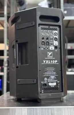 YXL10P 10 Inch 1000 Watt Powered Loudspeaker 2