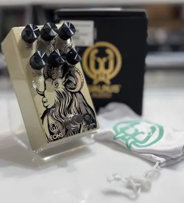 Eons Five-State Fuzz Pedal