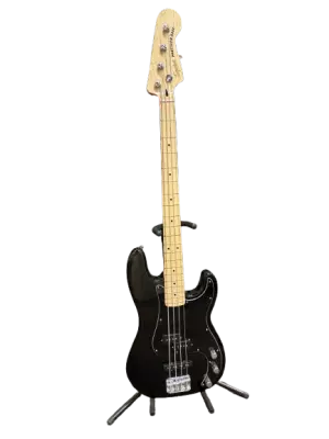 Squier Affinity Series Precision Bass PJ, Maple Fingerboard - Black 2