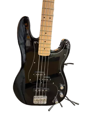 Squier Affinity Series Precision Bass PJ, Maple Fingerboard - Black 2