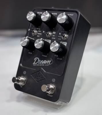 Universal Audio UAFX Dream '65 Reverb Amplifier Pedal