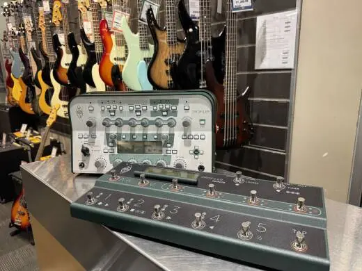 Kemper Profiler Amp + Bag & Remote - White